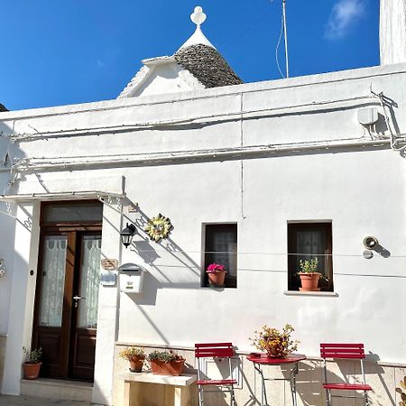 Trullo Di Giovannina Casa Vacanza ألبيروبيللو المظهر الخارجي الصورة
